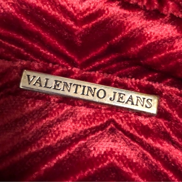 Valentino Red Crushed Velvet Jeans with Branded Button Vintage - Picture 4 of 9